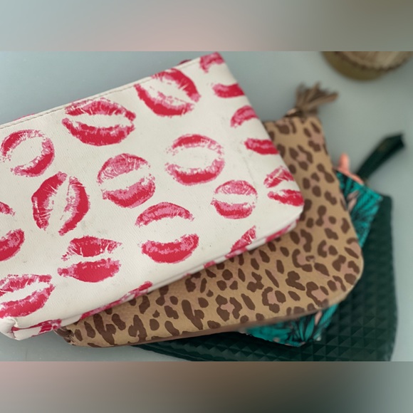 IPSY | 4 Makeup Bags Bundle - Picture 9 of 12